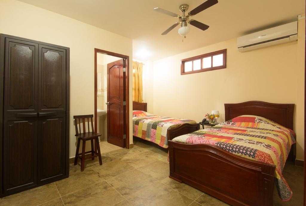 Puerta Sol Inn Manglaralto Δωμάτιο φωτογραφία