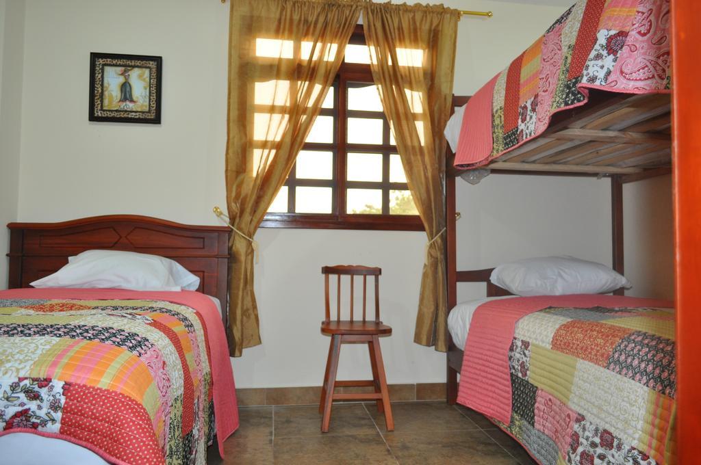 Puerta Sol Inn Manglaralto Δωμάτιο φωτογραφία