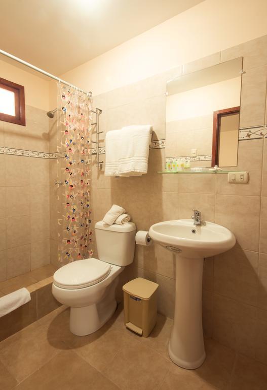 Puerta Sol Inn Manglaralto Εξωτερικό φωτογραφία